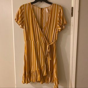 NWOT Xhilaration ruffle dress
